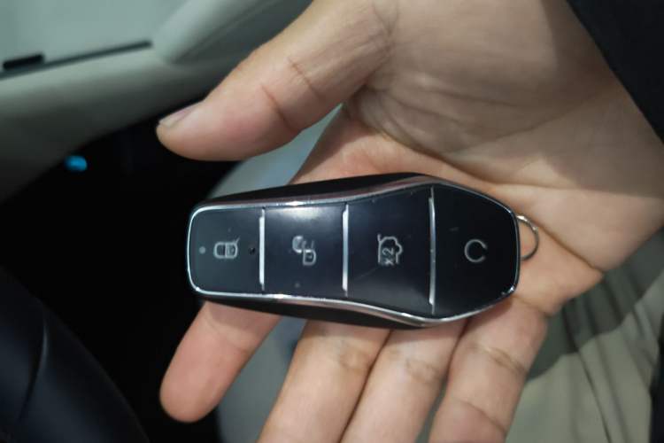 Used BYD Qin L 2024 DM-i 120KM Beyond Model Interior 1