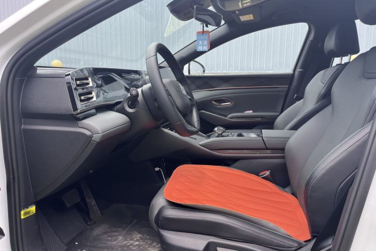 Used BYD Qin L 2024 DM-i 80KM Leading Model Interior 2