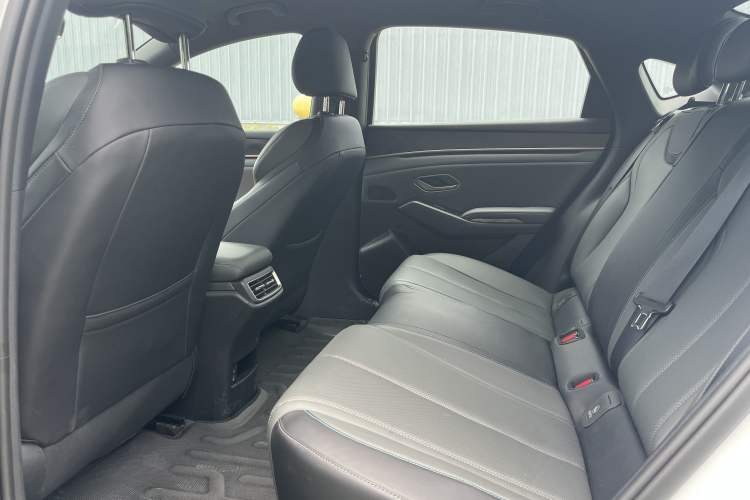 Used BYD Qin L 2024 DM-i 80KM Leading Model Interior 3