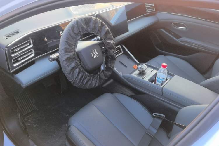 Used BYD Qin L 2024 DM-i 80KM Beyond Model Interior 3