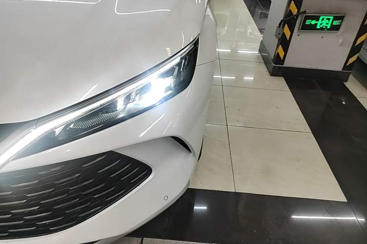 Used BYD Qin L 2024 DM-i 120KM Beyond Model Left Front Headlight