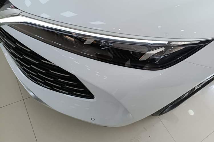 Used BYD Qin L 2024 DM-i 80KM Beyond Model Left Front Headlight