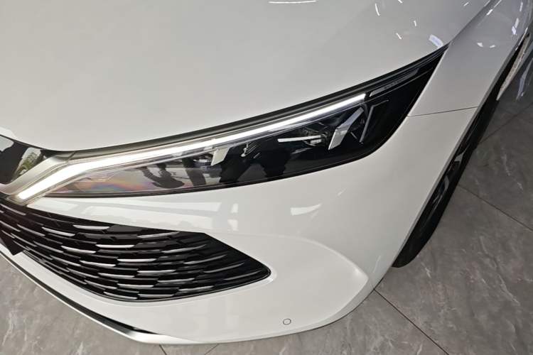 Used BYD Qin L 2024 DM-i 80KM Beyond Model Left Front Headlight