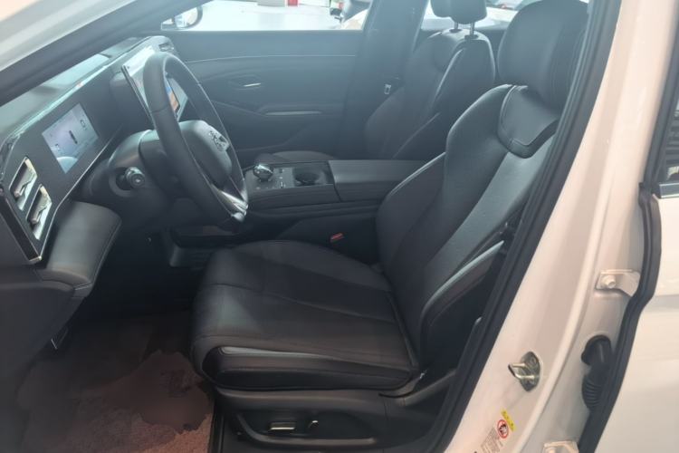 Used BYD Qin L 2024 DM-i 80KM Beyond Model Left Front Seat