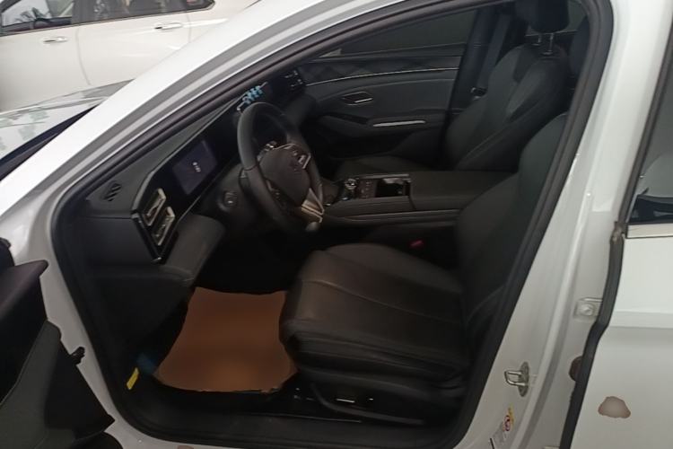 Used BYD Qin L 2024 DM-i 120KM Leading Model Left Front Seat