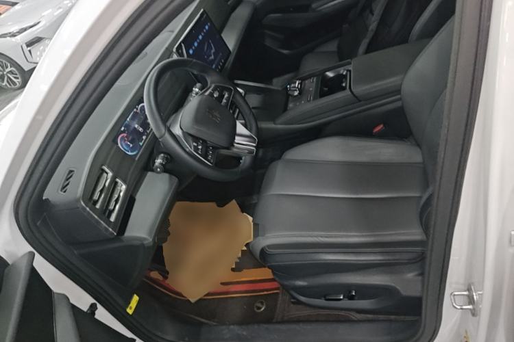 Used BYD Qin L 2024 DM-i 120KM Beyond Model Left Front Seat