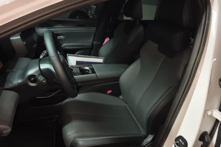 Used BYD Qin L 2024 DM-i 80KM Leading Model Left Front Seat
