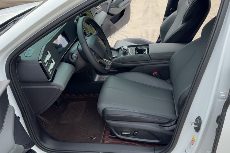 Used BYD Qin L 2024 DM-i 80KM Beyond Model Left Front Seat