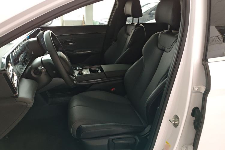Used BYD Qin L 2024 DM-i 80KM Leading Model Left Front Seat