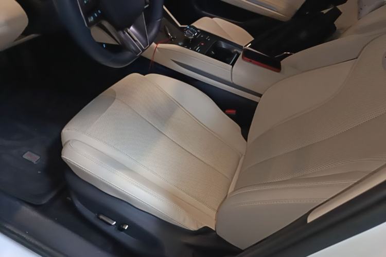 Used BYD Qin L 2024 DM-i 120KM Beyond Model Left Front Seat