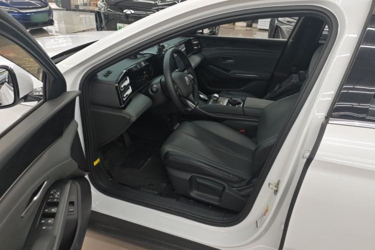 Used BYD Qin L 2024 DM-i 80KM Leading Model Left Front Seat