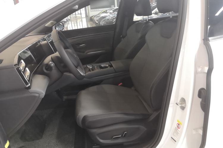 Used BYD Qin L 2024 DM-i 120KM Beyond Model Left Front Seat