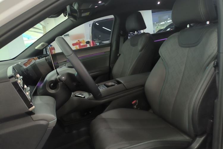 Used BYD Qin L 2024 DM-i 120KM Excellence Model Left Front Seat