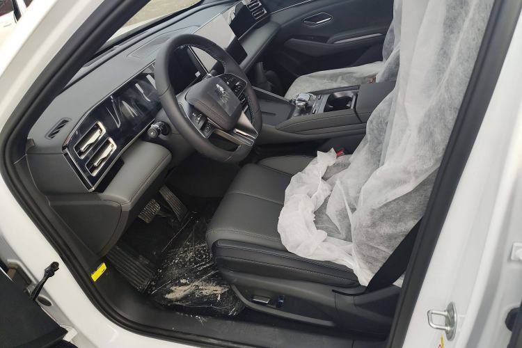 Used BYD Qin L 2024 DM-i 80KM Beyond Model Left Front Seat