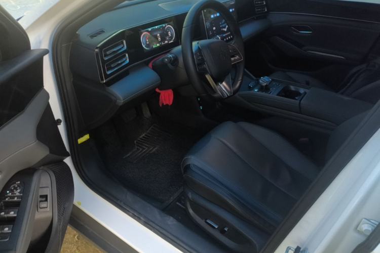 Used BYD Qin L 2024 DM-i 120KM Beyond Model Left Front Seat