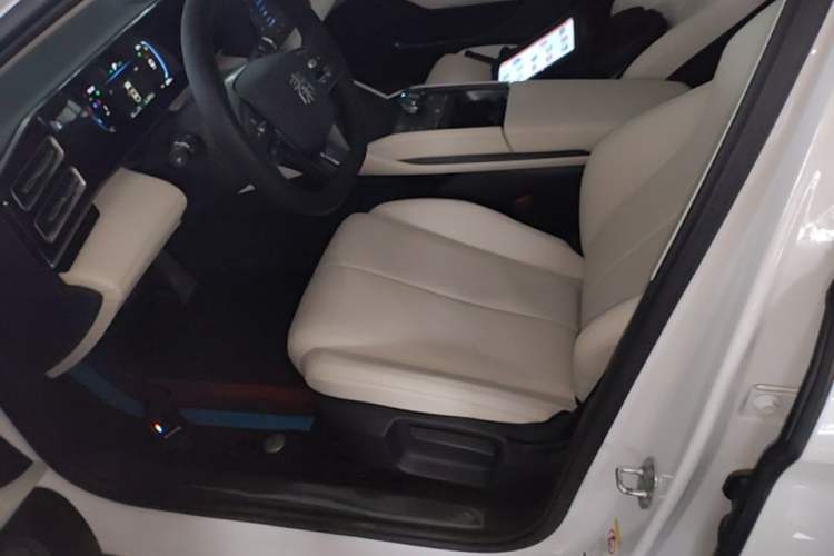 Used BYD Qin L 2024 DM-i 80KM Leading Model Left Front Seat