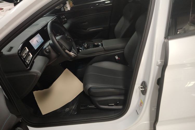 Used BYD Qin L 2024 DM-i 120KM Beyond Model Left Front Seat