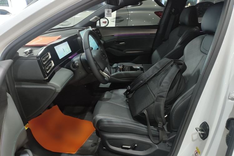 Used BYD Qin L 2024 DM-i 120KM Excellence Model Left Front Seat
