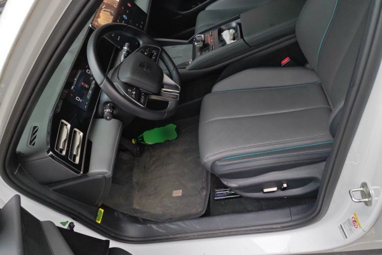 Used BYD Qin L 2024 DM-i 120KM Excellence Model Left Front Seat
