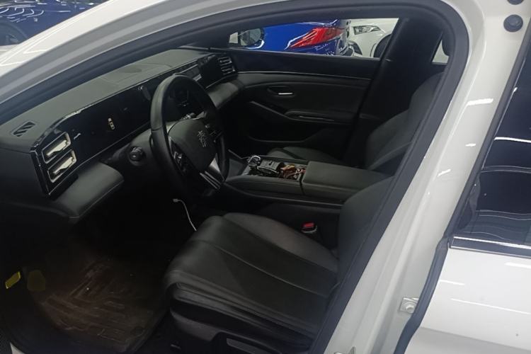 Used BYD Qin L 2024 DM-i 80KM Leading Model Left Front Seat