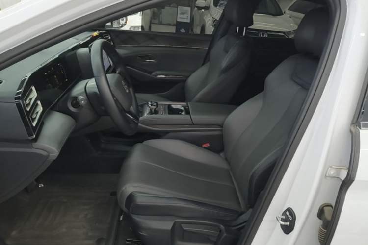 Used BYD Qin L 2024 DM-i 80KM Leading Model Left Front Seat