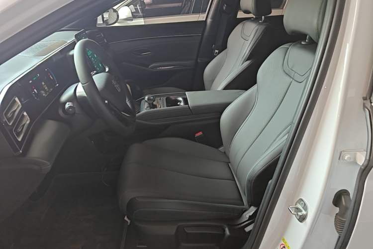 Used BYD Qin L 2024 DM-i 80KM Leading Model Left Front Seat