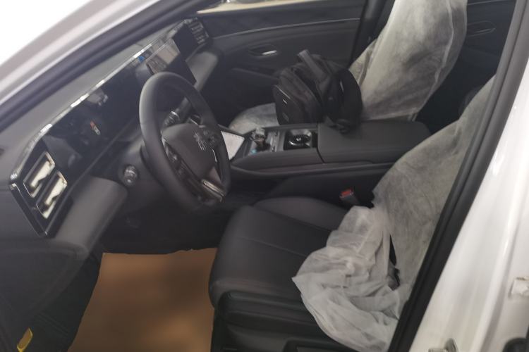 Used BYD Qin L 2024 DM-i 80KM Leading Model Left Front Seat