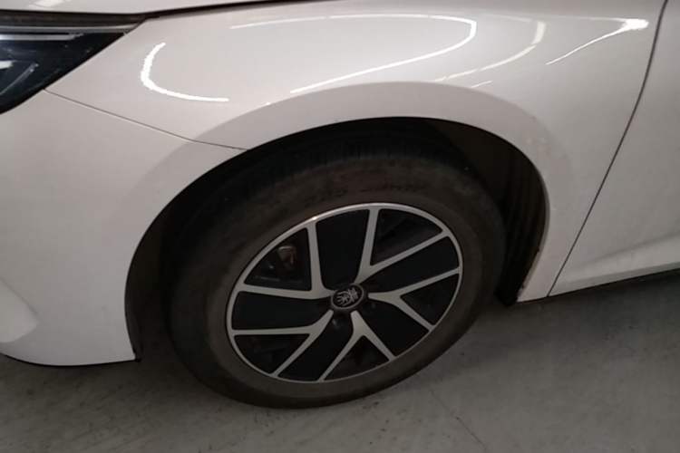 Used BYD Qin L 2024 DM-i 120KM Leading Model Left Front Wheel Hub