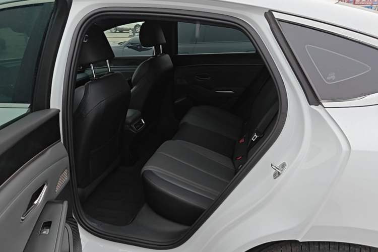 Used BYD Qin L 2024 DM-i 80KM Beyond Model Left Rear Seat