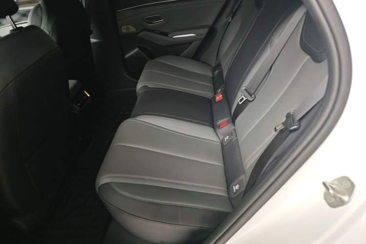 Used BYD Qin L 2024 DM-i 80KM Beyond Model Left Rear Seat