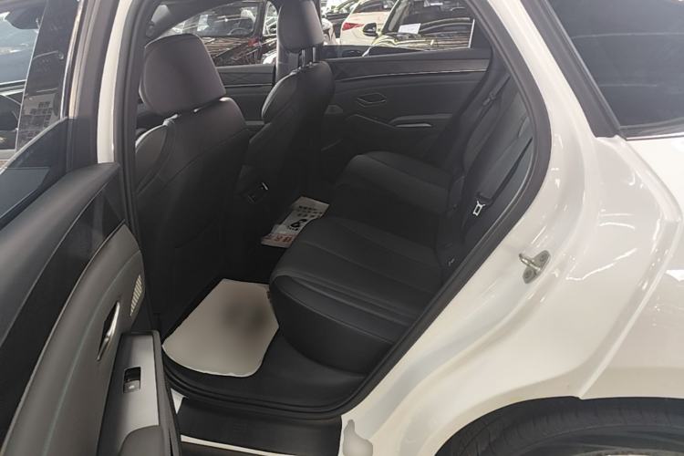Used BYD Qin L 2024 DM-i 80KM Beyond Model Left Rear Seat
