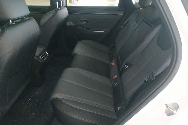 Used BYD Qin L 2024 DM-i 120KM Beyond Model Left Rear Seat