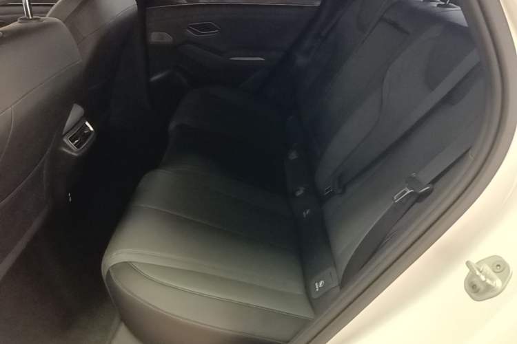 Used BYD Qin L 2024 DM-i 120KM Beyond Model Left Rear Seat
