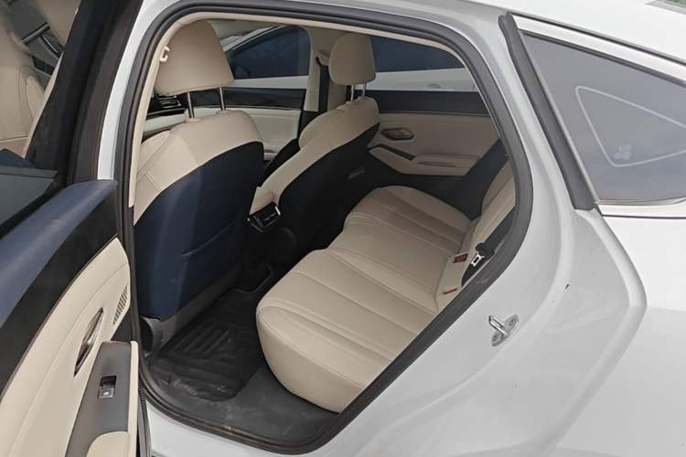 Used BYD Qin L 2024 DM-i 120KM Beyond Model Left Rear Seat
