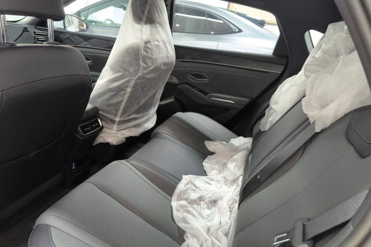 Used BYD Qin L 2024 DM-i 120KM Beyond Model Left Rear Seat