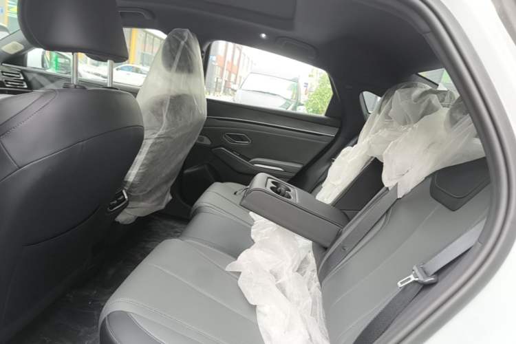 Used BYD Qin L 2024 DM-i 120KM Beyond Model Left Rear Seat