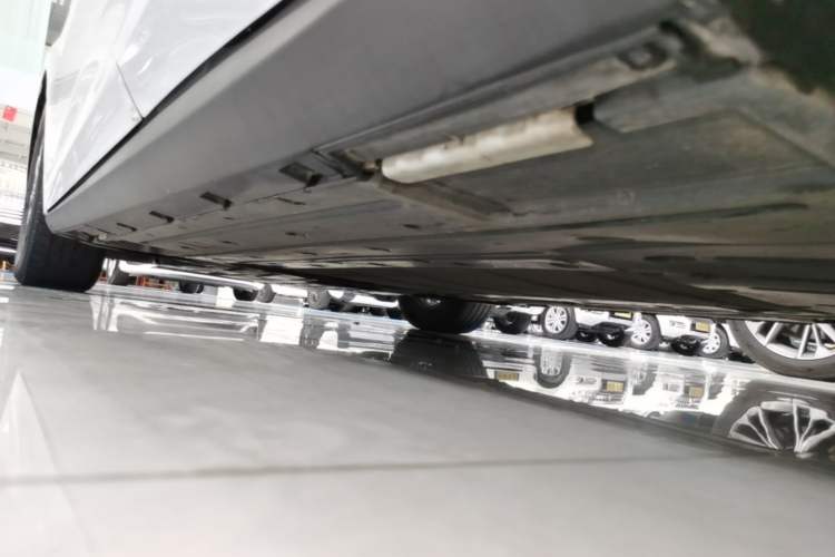 Used BYD Qin L 2024 DM-i 80KM Leading Model Left Side Sill