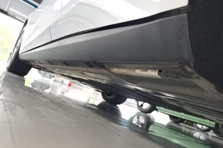 Used BYD Qin L 2024 DM-i 120KM Beyond Model Left Side Sill