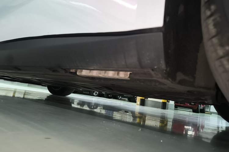 Used BYD Qin L 2024 DM-i 80KM Beyond Model Left Side Sill