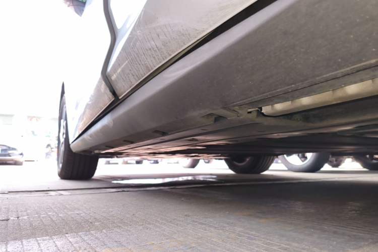 Used BYD Qin L 2024 DM-i 120KM Leading Model Left Side Sill