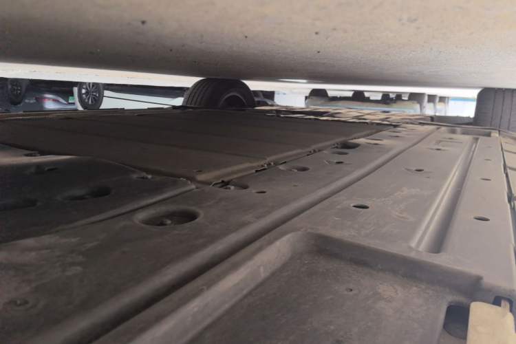 Used BYD Qin L 2024 DM-i 120KM Leading Model Left Side Sill