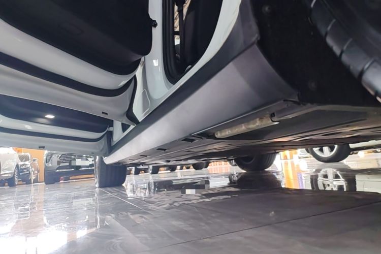 Used BYD Qin L 2024 DM-i 120KM Leading Model Left Side Sill