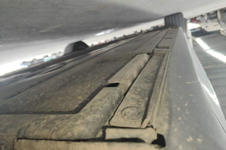 Used BYD Qin L 2024 DM-i 80KM Beyond Model Left Side Sill
