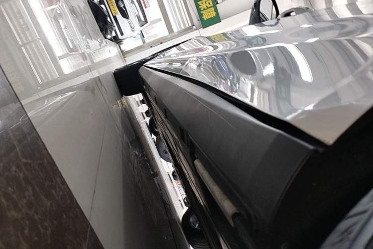 Used BYD Qin L 2024 DM-i 120KM Excellence Model Left Side Sill