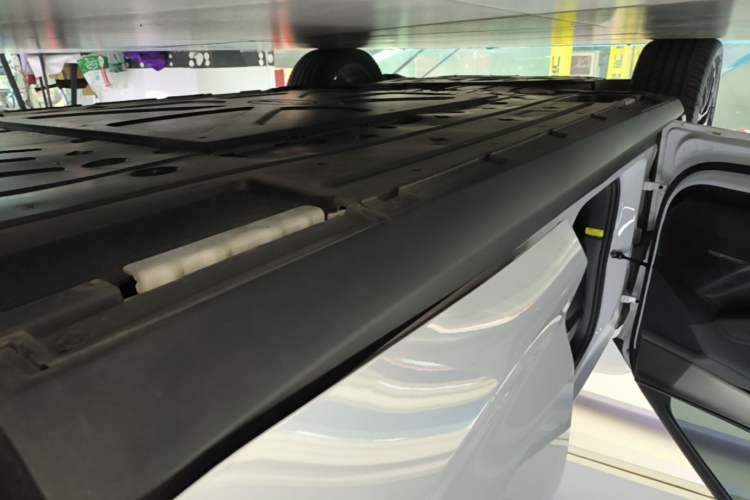 Used BYD Qin L 2024 DM-i 120KM Excellence Model Left Side Sill