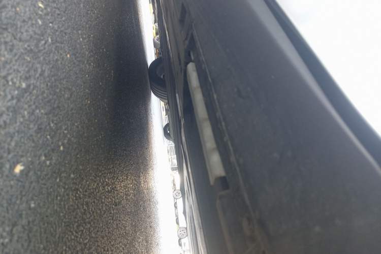 Used BYD Qin L 2024 DM-i 120KM Leading Model Left Side Sill