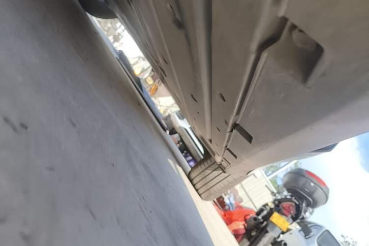 Used BYD Qin L 2024 DM-i 80KM Leading Model Left Side Sill