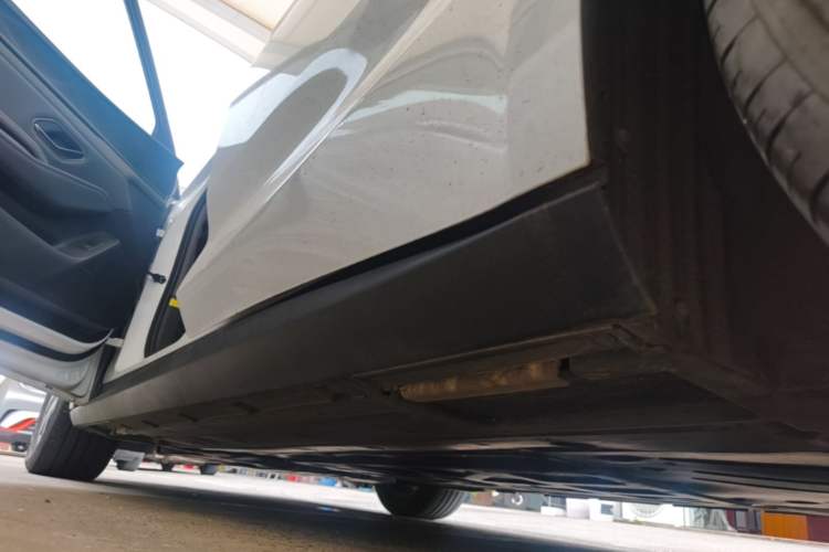 Used BYD Qin L 2024 DM-i 80KM Beyond Model Left Side Sill