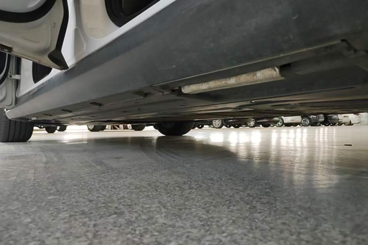 Used BYD Qin L 2024 DM-i 80KM Leading Model Left Side Sill