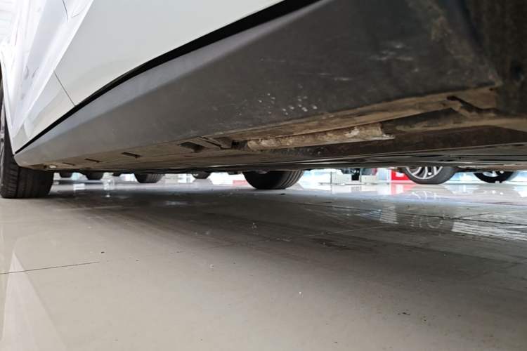 Used BYD Qin L 2024 DM-i 80KM Leading Model Left Side Sill